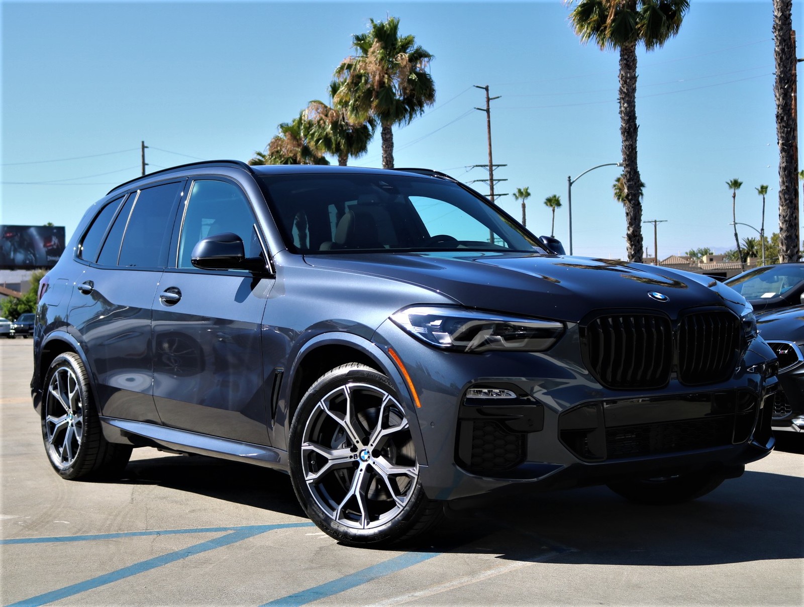 New 2022  BMW  X5  xDrive45e SUV in North Hollywood 21003 